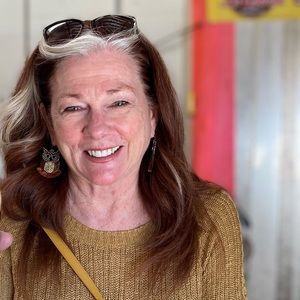 Meet your Posher, Debra